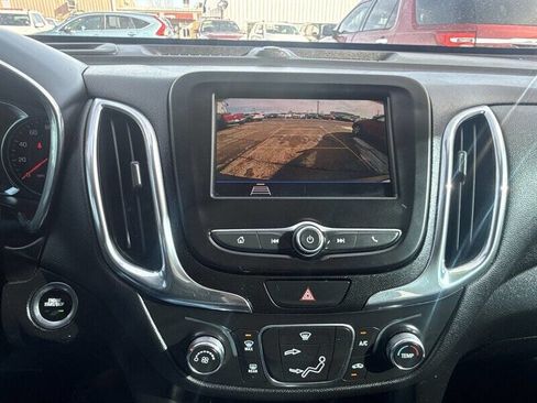 Used 2020 Chevrolet Equinox LT image 25