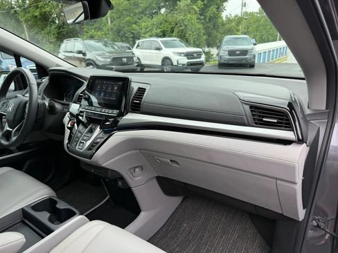 Used 2023 Honda Odyssey Touring image 15