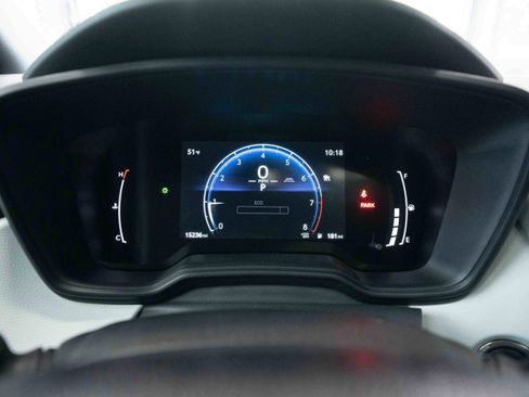 Used 2025 Toyota Corolla SE w/ SE Premium Package image 16