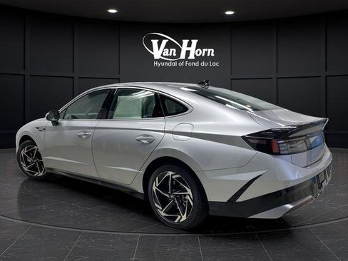 New 2026 Hyundai Sonata SEL image 3