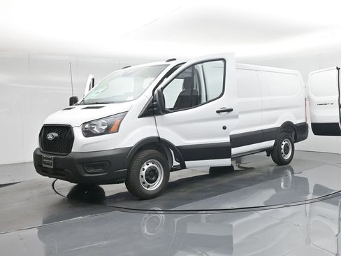 New 2026 Ford Transit 150 Low Roof image 31