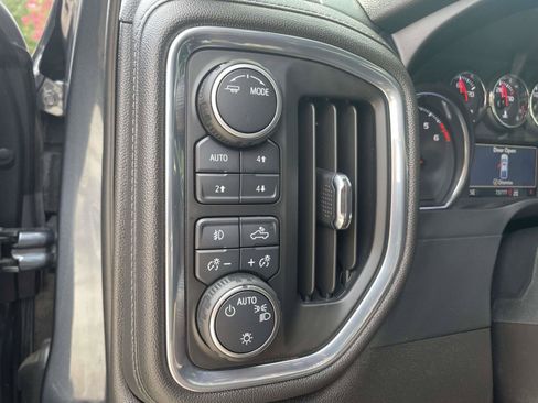 Used 2021 Chevrolet Silverado 1500 LT Trail Boss w/ Bed Protection Package AWD/4WD image 16