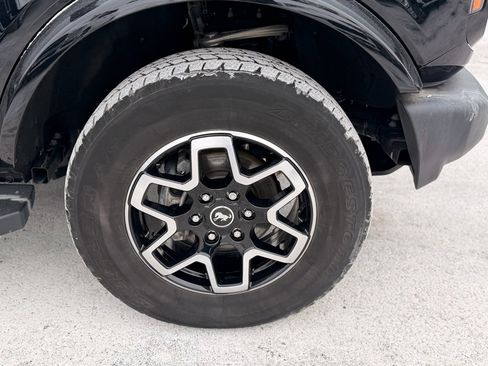 Used 2024 Ford Bronco Outer Banks image 33