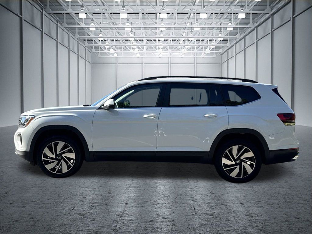 Used 2025 Volkswagen Atlas SE FWD image 4