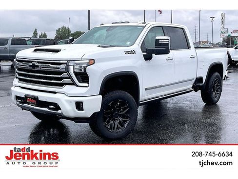 Used 2024 Chevrolet Silverado 3500 High Country w/ High Country Premium Package AWD/4WD image 1
