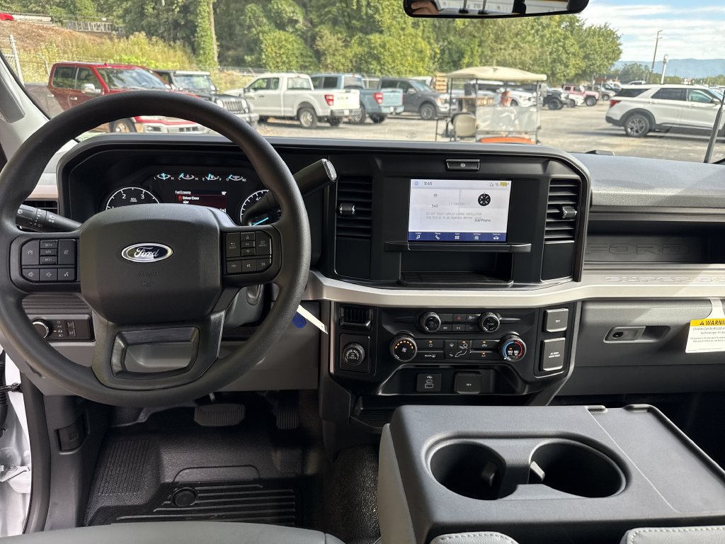 New 2026 Ford F350 XL w/ XL Driver Assist Package RWD image 23
