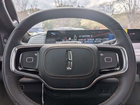 New 2026 Lincoln Navigator L Black Label AWD/4WD image 27