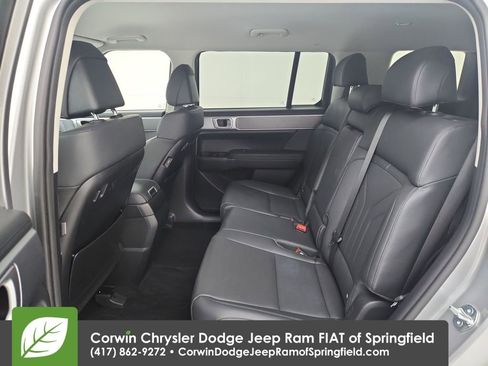 Used 2026 Hyundai Santa Fe SEL AWD/4WD image 28