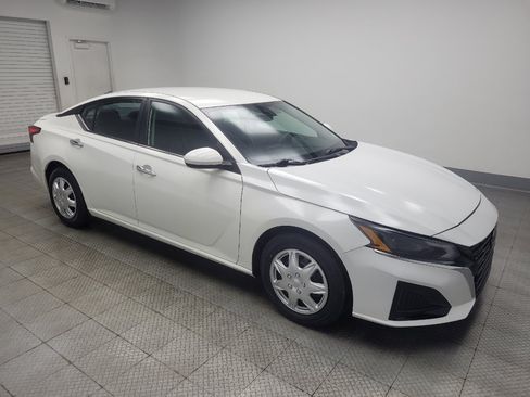 Used 2023 Nissan Altima 2.5 S FWD image 10