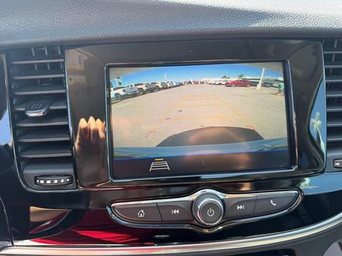 Used 2022 Buick Encore Preferred w/ Safety Package FWD image 13
