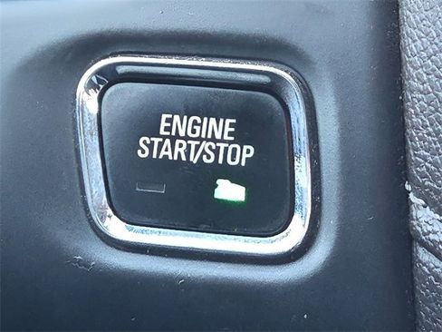 Used 2017 GMC Acadia SLT image 24