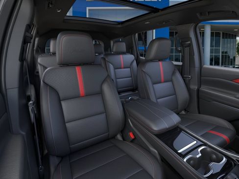 New 2026 Chevrolet Traverse RS FWD image 16