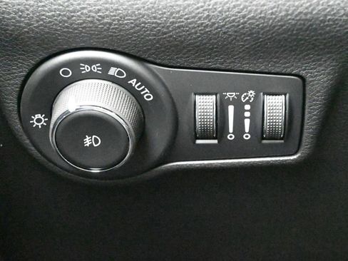 New 2026 Jeep Compass Latitude image 23