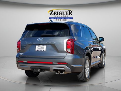 Certified 2025 Hyundai Palisade SEL FWD image 7