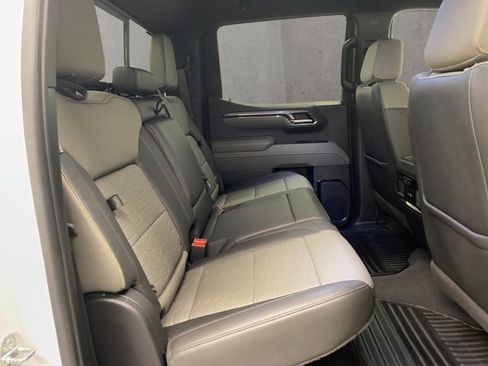 Used 2024 Chevrolet Silverado 1500 ZR2 w/ Technology Package image 22