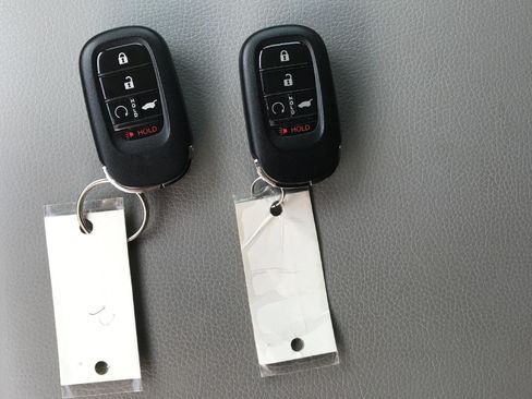 Used 2025 Honda Pilot EX-L image 30