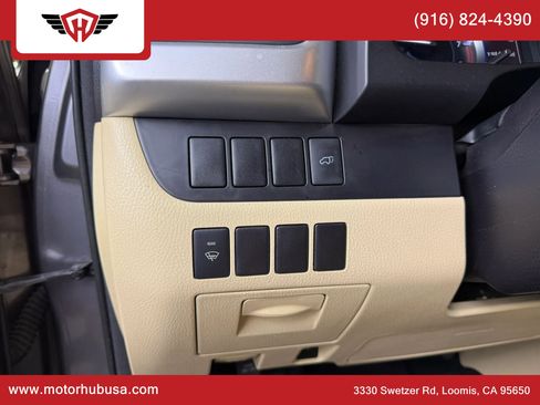 Used 2015 Toyota Highlander XLE AWD/4WD image 40