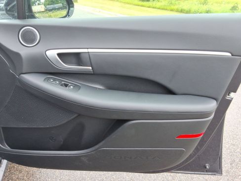 Used 2025 Hyundai Sonata SEL AWD/4WD image 25