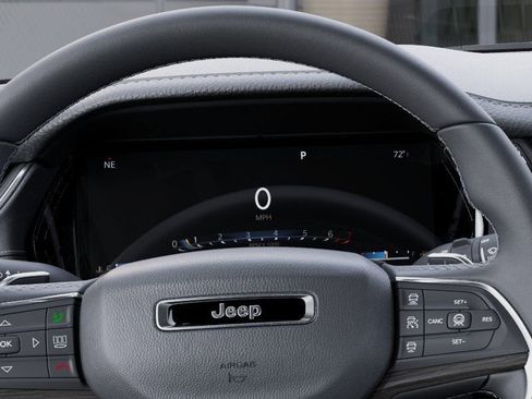 New 2026 Jeep Grand Cherokee L 2WD image 17