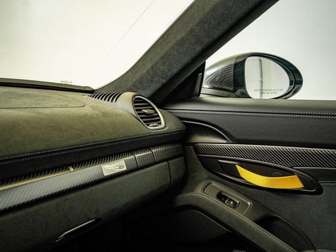 Certified 2025 Porsche 718 Boxster Spyder RS image 61