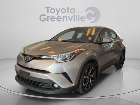 Used 2018 Toyota C-HR XLE FWD image 1