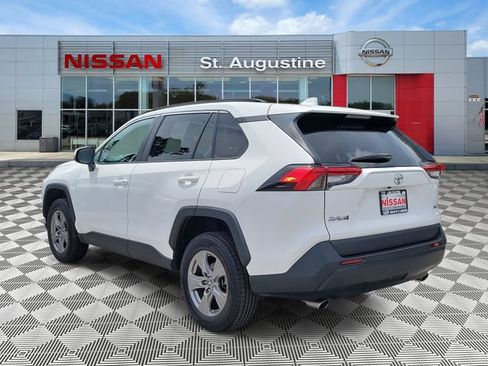 Used 2024 Toyota RAV4 XLE FWD image 4