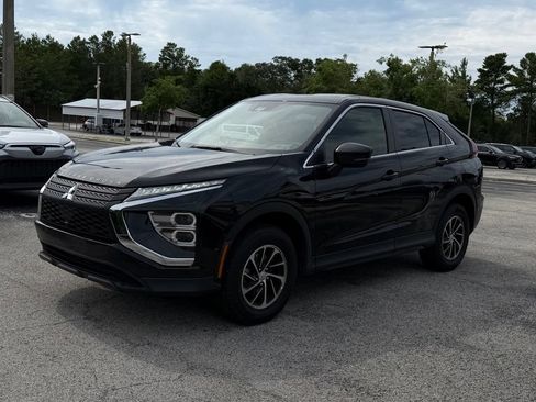Used 2023 Mitsubishi Eclipse Cross ES AWD/4WD image 3