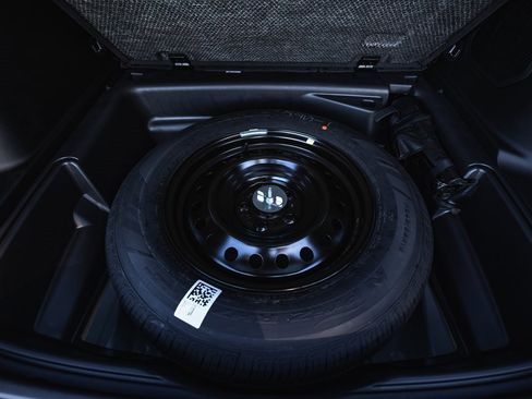 New 2025 Jeep Grand Cherokee Limited w/ Black Appearance Package image 31