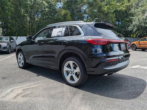 Used 2025 Audi Q5 Premium Plus w/ Premium Plus image 12