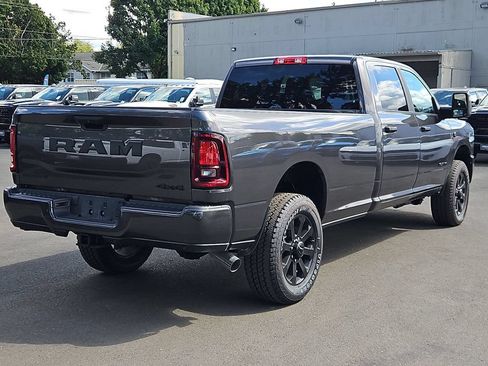 New 2026 RAM 3500 Big Horn AWD/4WD image 7