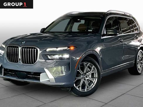 Used 2025 BMW X7 xDrive40i AWD/4WD image 1