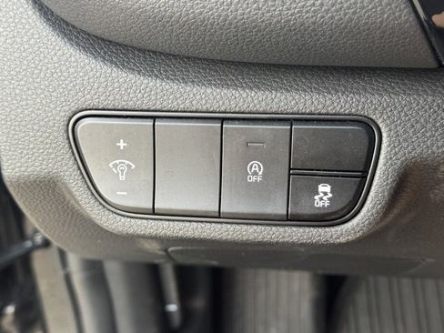 Certified 2024 Kia Seltos S image 24