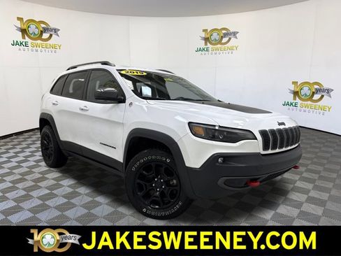 Used 2019 Jeep Cherokee Trailhawk w/ Cold Weather Group image 1