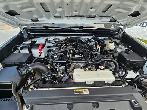 Used 2024 Toyota Tacoma SR5 image 32