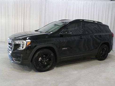 Used 2024 GMC Terrain AT4 w/ Infotainment Package II AWD/4WD image 30