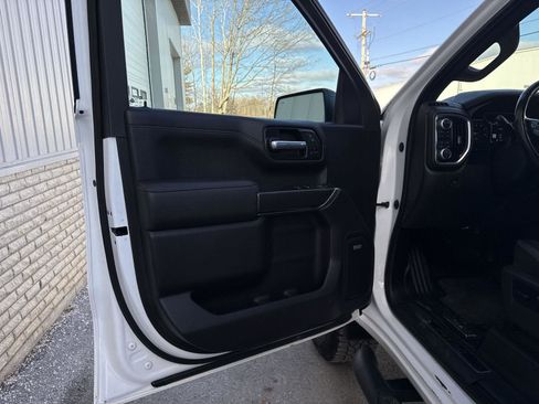 Used 2021 GMC Sierra 1500 AT4 w/ AT4 Value Package image 11