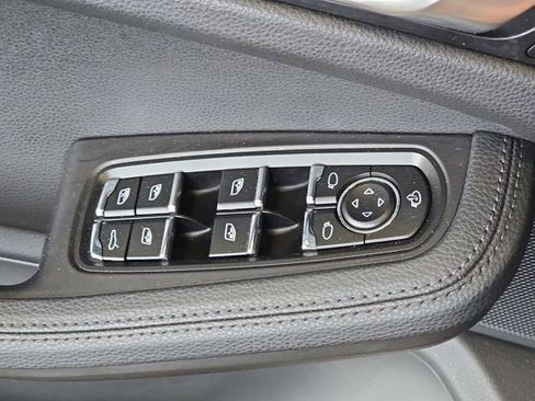 Used 2023 Porsche Macan Turbo AWD/4WD image 30