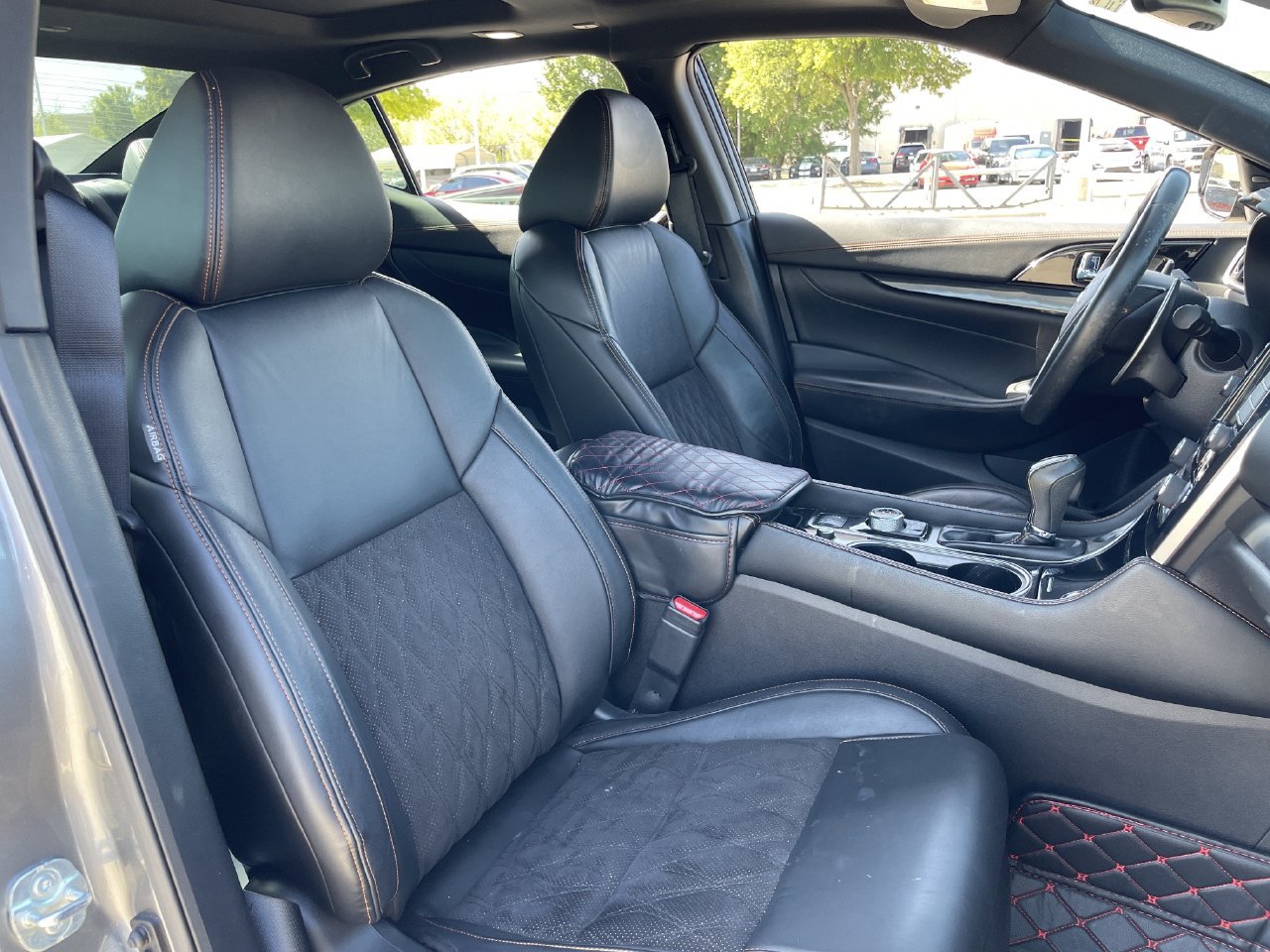 Used 2023 Nissan Maxima SR w/ Sport Mat Group FWD image 28
