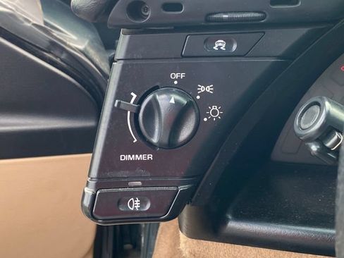 Used 1995 Chevrolet Corvette Coupe RWD image 11