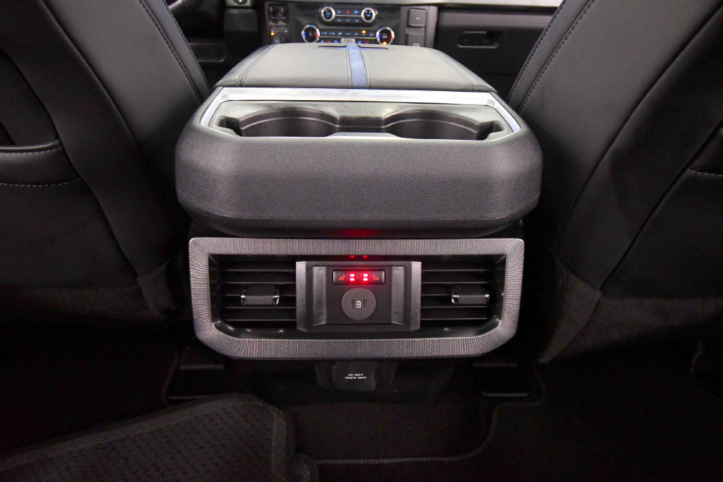 Used 2025 Ford F350 Platinum w/ FX4 Off-Road Package AWD/4WD image 17