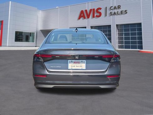 Used 2025 Honda Accord SE image 7