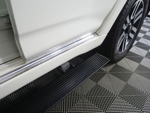 Used 2018 Toyota 4Runner Limited RWD image 8