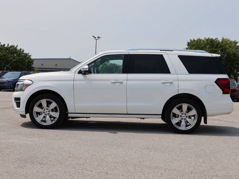 Used 2023 Ford Expedition Platinum AWD/4WD image 8
