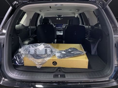 New 2025 Hyundai Palisade SEL image 15