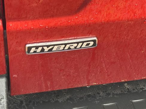 Used 2023 Ford Maverick XLT image 11