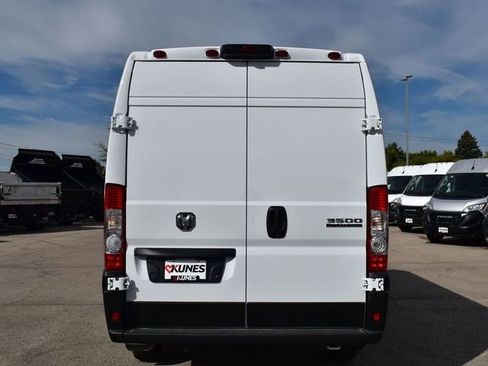 New 2026 RAM ProMaster 3500 w/ Convenience Group image 12