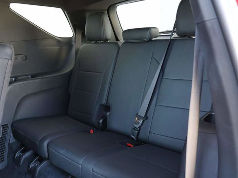 Used 2024 Chevrolet Traverse LT w/ LPO, Floor Liner Package image 11