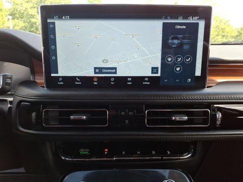 Used 2022 Lincoln Nautilus Reserve AWD/4WD image 20
