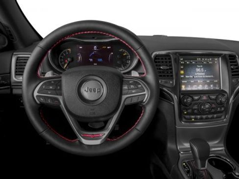 Used 2017 Jeep Grand Cherokee Trailhawk image 10