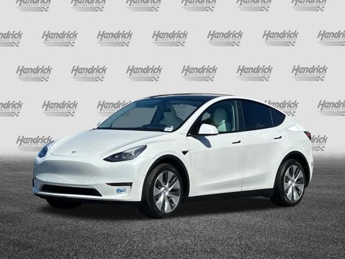 Used 2021 Tesla Model Y Long Range AWD/4WD image 9